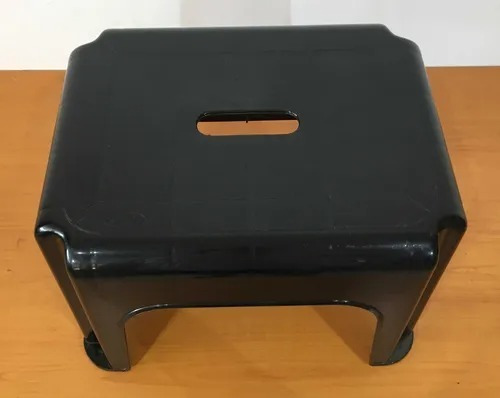Imagen 3 de 4 de Silla Banco Color Negro. Marca: Manaplas.