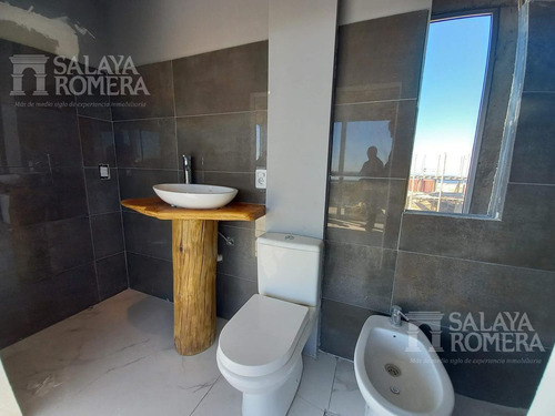 Imagen 8 de 17 de Venta - Casa - Santa Monica, Vista Al Mar