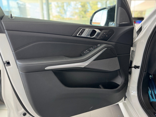 BMW X5 5p M Competition V8/4.4/T Aut
