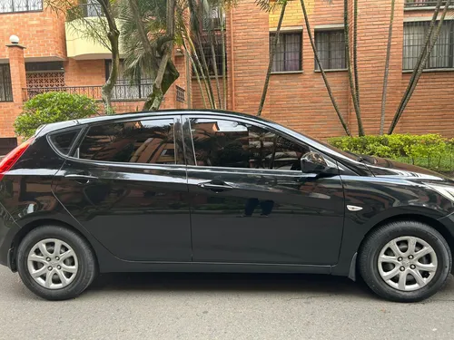 Hyundai Accent 1.6l 4 p