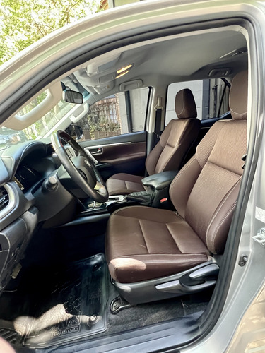 Toyota Hilux SW4 2.8 Sr 177Cv 4X4 At