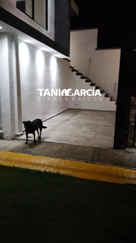 Imagen 6 de 6 de Rento Departamento En Planta Alta