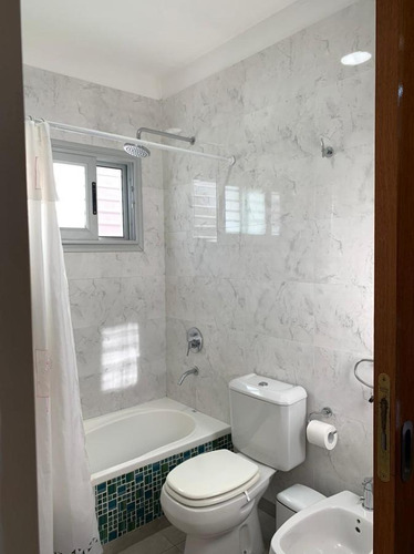 Imagen 27 de 30 de Casa Venta 2 Dormitorios 3 Baños 2 Cocheras 200 Mts 2 Cub. Terreno 9x52- La Plata