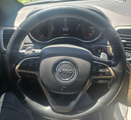 Jeep Grand Cherokee 3.6 Limited Lujo V6 4x2 At