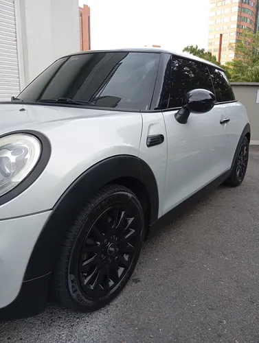 Mini Cooper 1.5 Aut