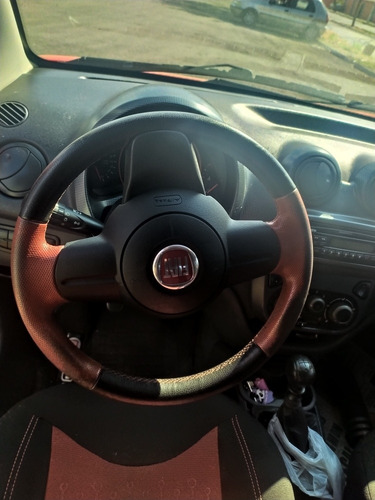 Fiat Uno 2013 1.4 Sporting Flex