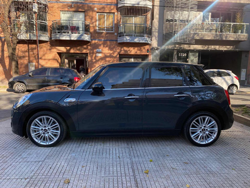 Imagen 4 de 15 de Mini Cooper S 2017 2.0 F56 Chili 192cv