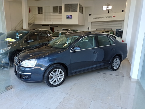 Volkswagen Vento 1.9 I Luxury Dsg 2010