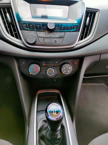 Imagen 13 de 15 de Chevrolet Cavalier 2019 1.5 Ls Transmisión Manual