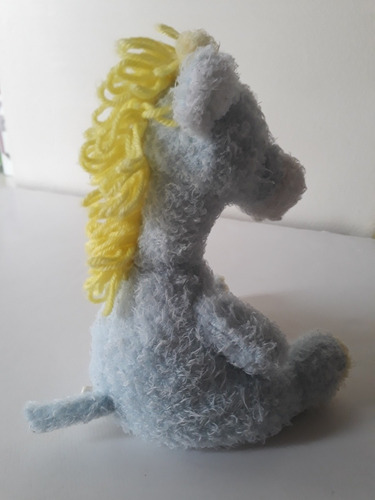 Peluche Jirafa Sonajero. (Usado)