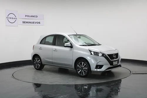 Nissan March 1.6 Exclusive Mt