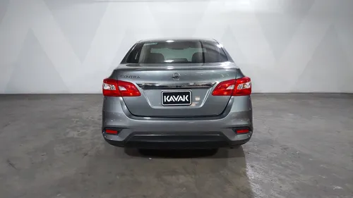 Nissan Sentra 1.8 Sense