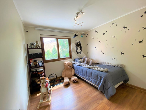 Casa En Venta De 3 Dorm. En Colina - Piedra Roja