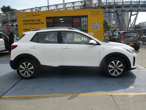Kia Stonic Vibrant Hybrid 1000 Turbo Mt Aa