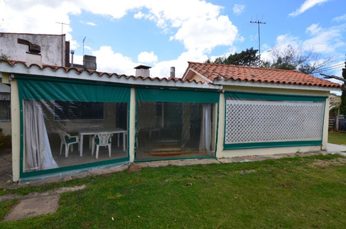 Imagen 9 de 23 de Muy Buena Casa En Parque Del Plata A Una Cuadra De La Playa