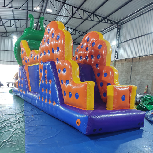 Centopéia Gigante Inflável C/ Motor 8m X 2,1m X 4,2m