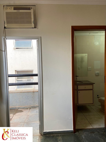 Imagem 3 de 18 de Apartamento Disponível Para Locação: Possui Três Dormitórios Com Guarda Roupa, Uma Suite, Sacada, Sala, Banheiro Social E Cozinha Com Armários. - Ap00616 - 70543681