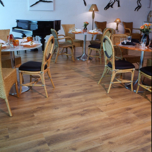 Piso Laminado 2,36m2 - Carvalho Rústico