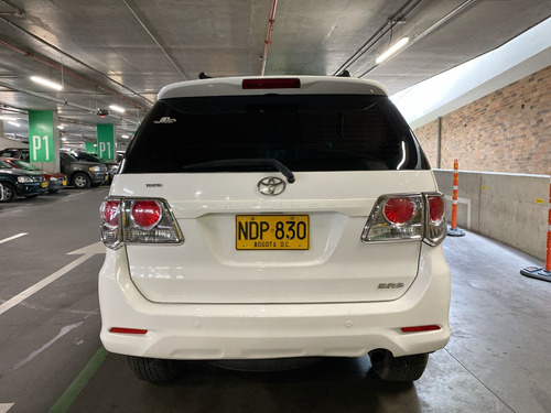 Imagen 9 de 25 de Toyota Fortuner Sr5 2013