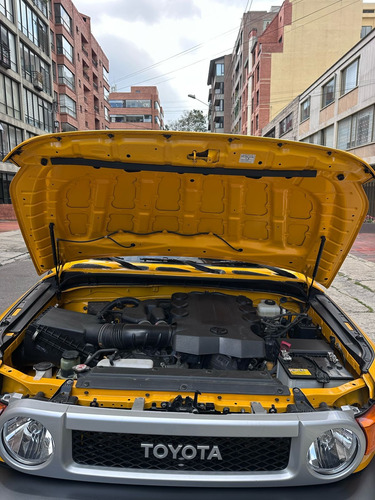 Toyota Fj Cruiser 4.0 V6 At 4x4