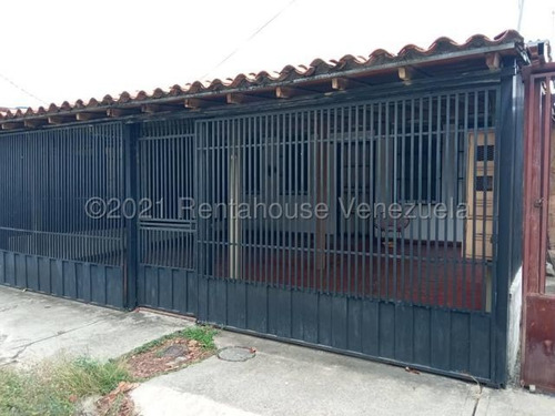 Imagen 26 de 30 de Casas En Venta El Trigal Cabudare 22-12697 /m