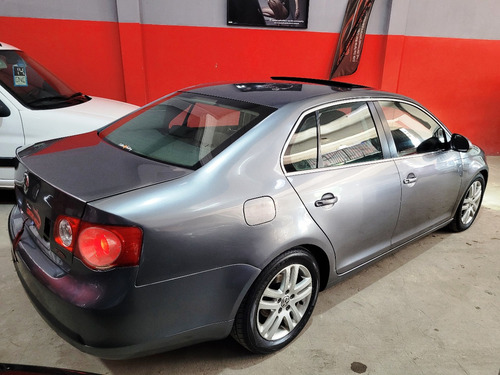 Imagen 6 de 18 de Volkswagen Vento 2.5 Advance Full Full Excelente Unidad!!!