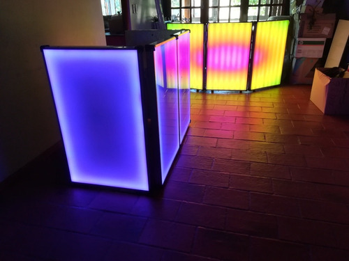 Imagen 10 de 10 de Cabina Dj Pixel Led En Vivo (2.00m X 1.00m)-deck Led Quilmes