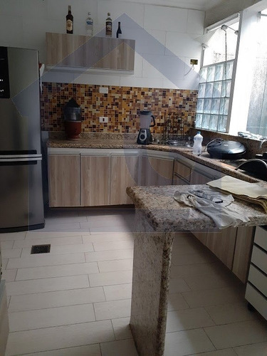 Imagem 4 de 15 de Casa Sobrado Para Venda, 3 Dormitório(s), 188.0m² - 5889