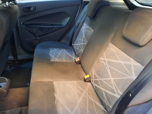 Imagen 6 de 8 de Ford Fiesta Kinetic 1.6 S 2014 Km99000.-