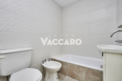 Imagen 21 de 27 de Departamento Venta 2 Ambientes Moron