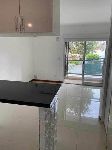 Imagen 6 de 17 de Venta Departamento En Olivos
