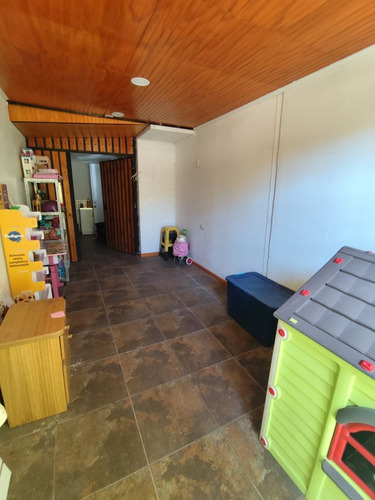 Excelente Propiedad Comercial En Sector Residencial!!