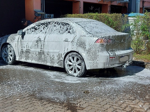 Mitsubishi Lancer 2.0 Cvt 4 P
