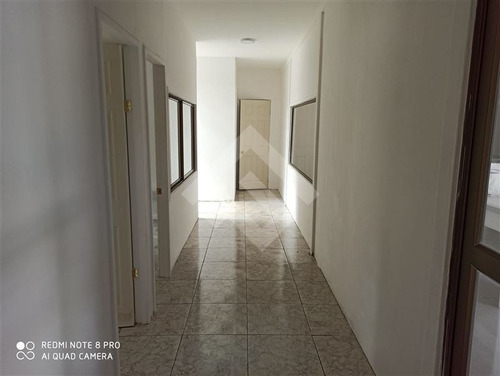 Imagen 5 de 8 de Bodega En Venta En Santiago
