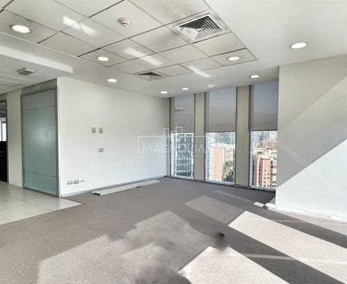 Arriendo Amplia Oficina Nueva Las Condes