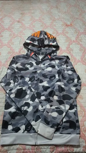 Sueter de tiburon sale