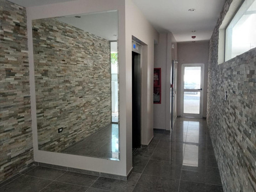 Venta De Departamento Monoambiente, La Plata