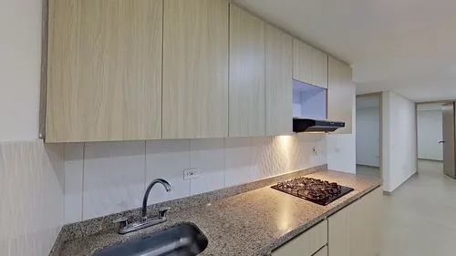 Vendo Apartamento En Edificio Luxury Tower Super Ubicacion Central