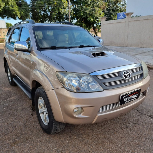 Imagem 2 de 13 de Hilux Sw4 3.0 4x4 Diesel 2008, Automática, Super Conservada
