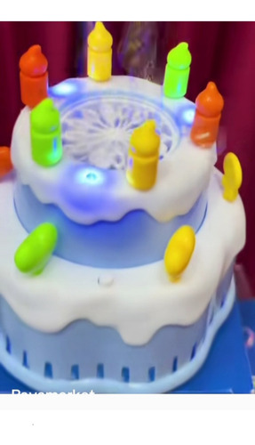 Torta Falsa Que Canta El Cumpleaños Y Bota Burbujas