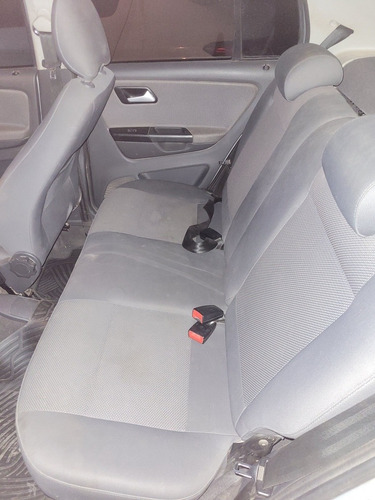 Imagen 5 de 5 de Volkswagen Fox 2010 1.6 Confortline Pack