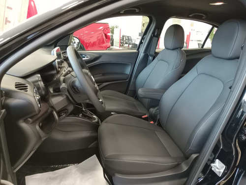 Fiat Cronos 1.3 Precision Flex Aut. 4p