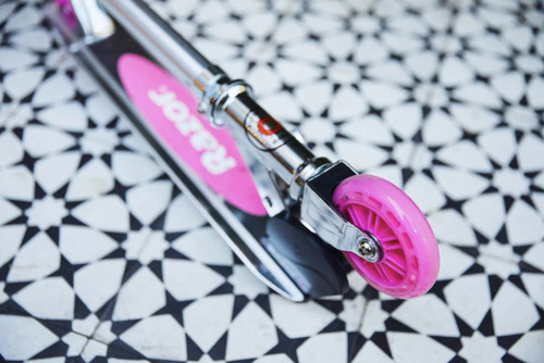 Patines Diablo Razor Modelo A2 Rosa