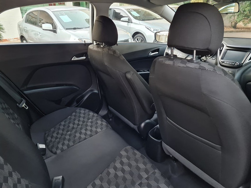 Imagem 12 de 13 de Hb20 Hatch Confort Plus At 1.6 Flex Branco 2019