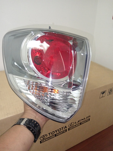 Stop Guardafango Izquierdo Toyota Fortuner 2012-2017 