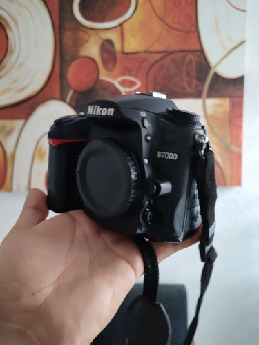 Nikon D7000 Cuerpo 