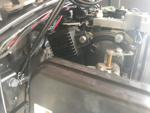 Imagen 6 de 10 de Motor Fuera De Borda Regulador Cargador De Bateria Universal