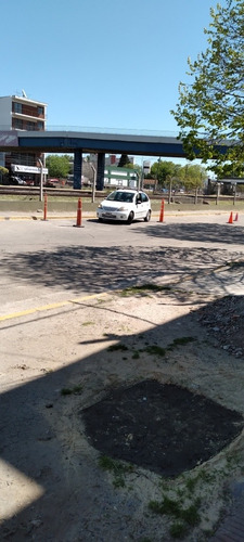 Imagen 2 de 5 de Alquiler De Auto Para Examen Del Registro De Conducir