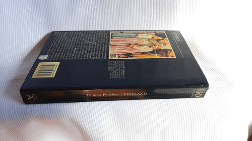 Imagen 5 de 7 de Vineland Thomas Pynchon Tusquets Colección Andanzas