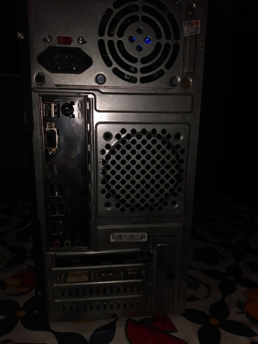 Imagem 4 de 5 de Pc Gamer Usado I3 2120, 8gb, 120 Ssd, Placa De Vídeo 9500 Gt